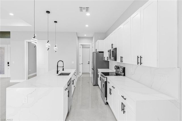 2830 NW 41st AVE, Cape Coral, FL 33993