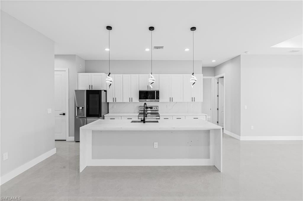 Image 11 of property listing at 2830 NW 41st AVE, Cape Coral, FL 33993