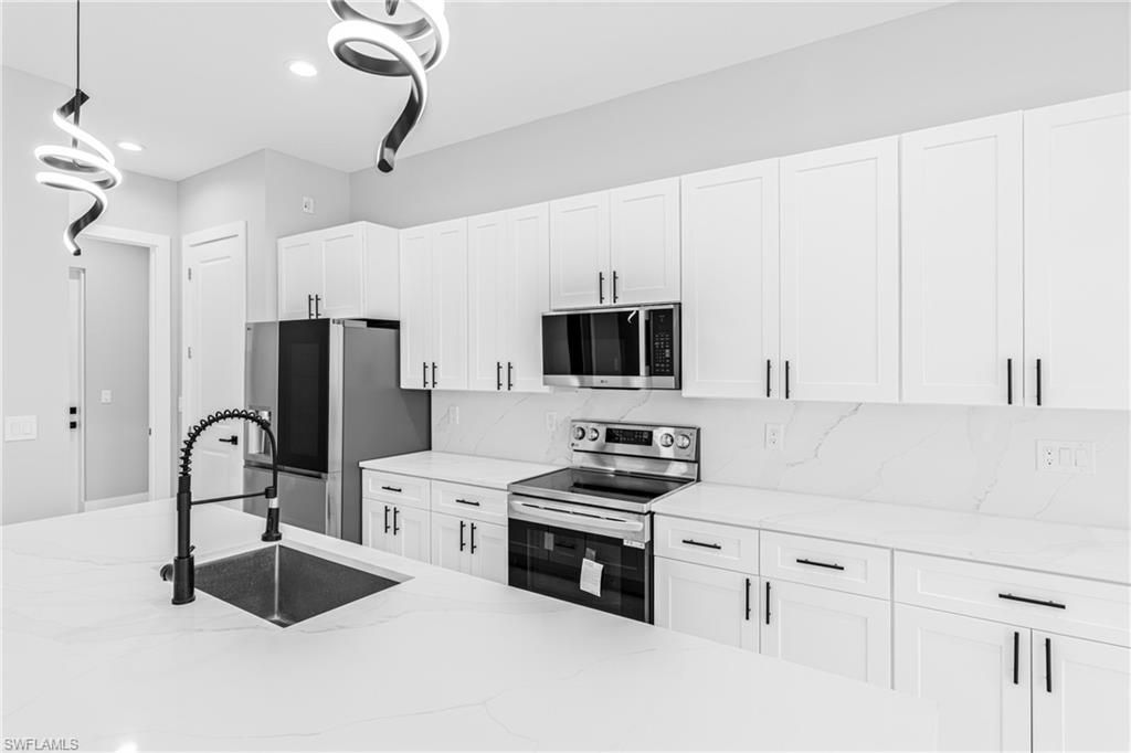 Image 14 of property listing at 2830 NW 41st AVE, Cape Coral, FL 33993