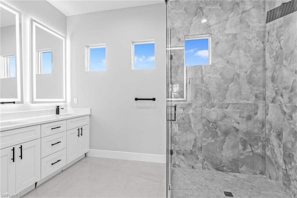 Image 31 of property listing at 2830 NW 41st AVE, Cape Coral, FL 33993