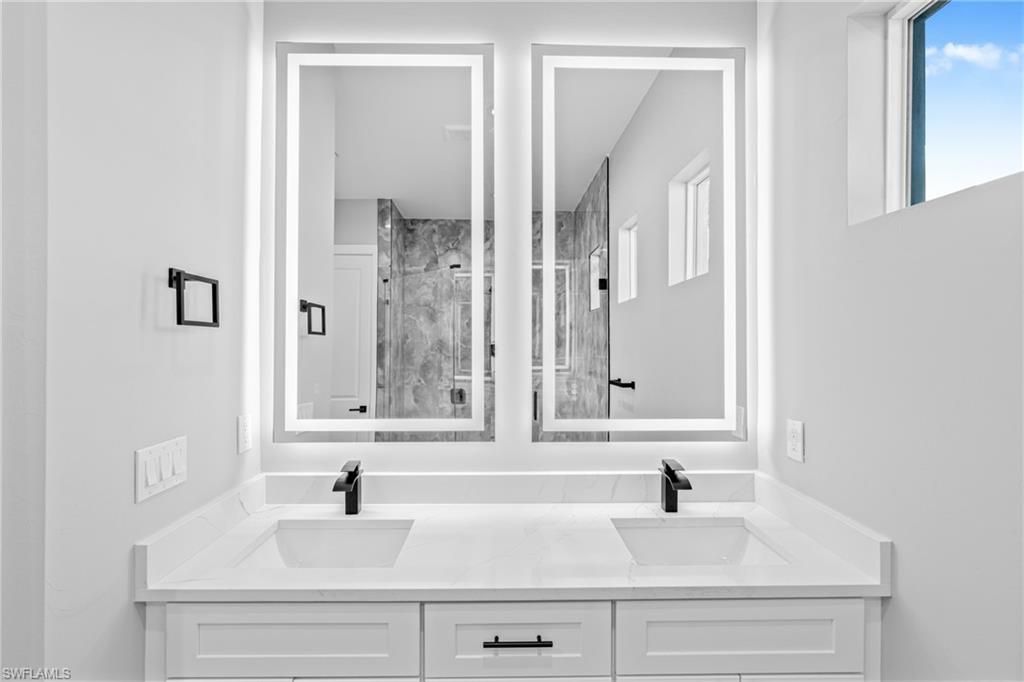 Image 32 of property listing at 2830 NW 41st AVE, Cape Coral, FL 33993