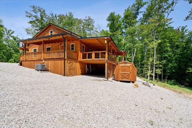 259 Heavenly Lane, Frenchburg, KY 40322