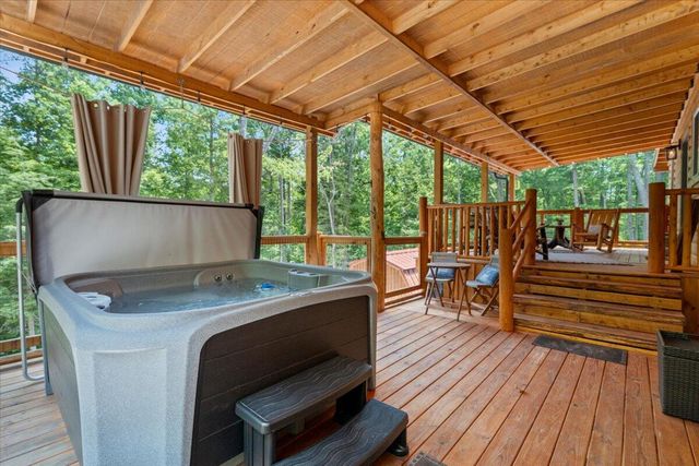 259 Heavenly Lane, Frenchburg, KY 40322