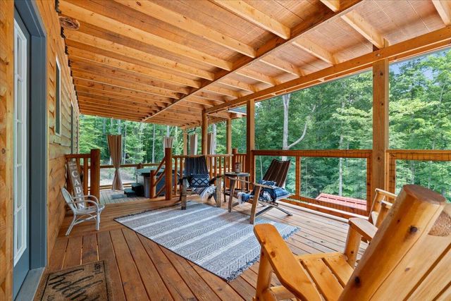 259 Heavenly Lane, Frenchburg, KY 40322