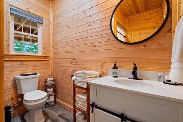 259 Heavenly Lane, Frenchburg, KY 40322
