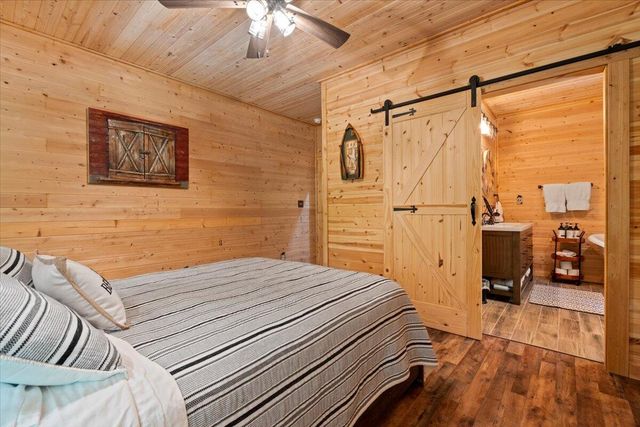 259 Heavenly Lane, Frenchburg, KY 40322