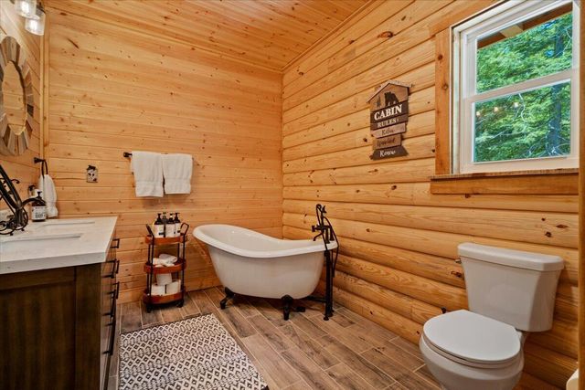 259 Heavenly Lane, Frenchburg, KY 40322