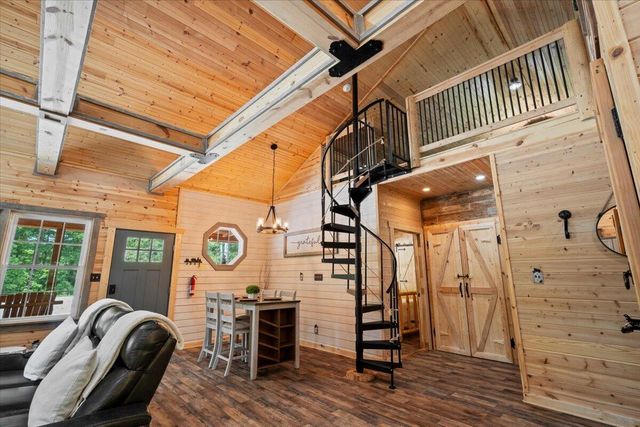 259 Heavenly Lane, Frenchburg, KY 40322