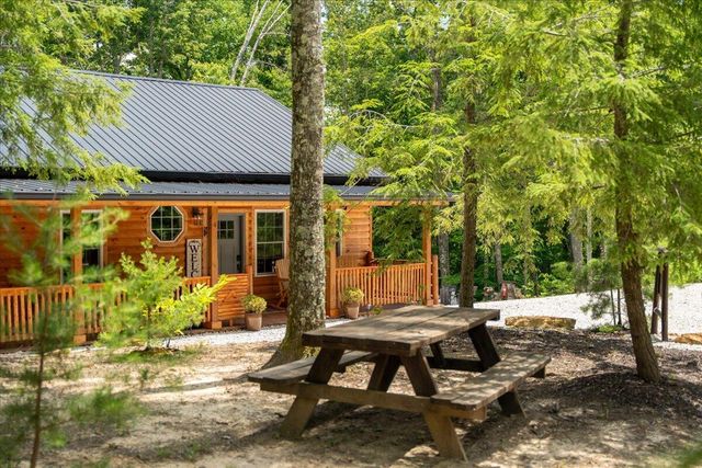259 Heavenly Lane, Frenchburg, KY 40322
