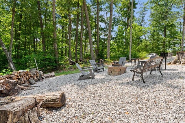 259 Heavenly Lane, Frenchburg, KY 40322
