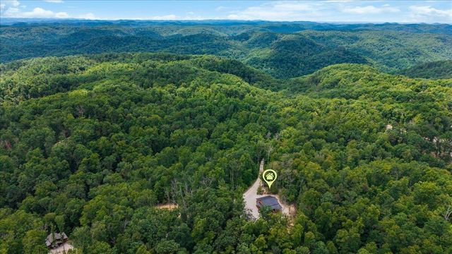 259 Heavenly Lane, Frenchburg, KY 40322