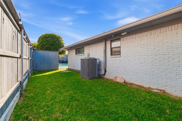 10717 Ferndale Road, Dallas, TX 75238