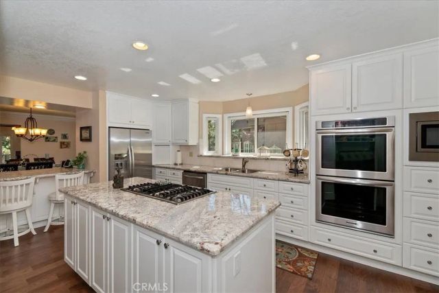 28065 Peninsula North, Lake Arrowhead, CA 92352