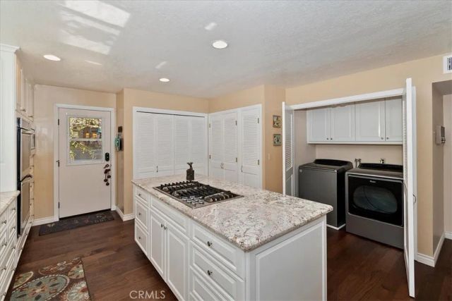 28065 Peninsula North, Lake Arrowhead, CA 92352