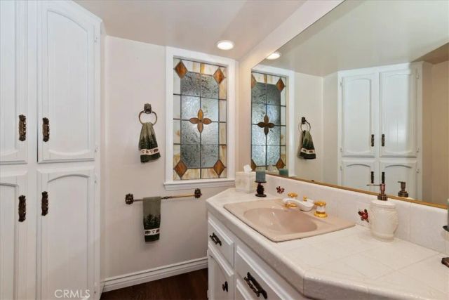 28065 Peninsula North, Lake Arrowhead, CA 92352