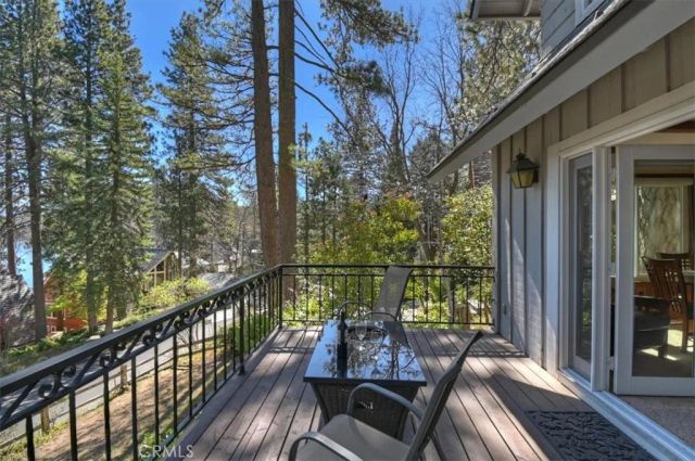 28065 Peninsula North, Lake Arrowhead, CA 92352