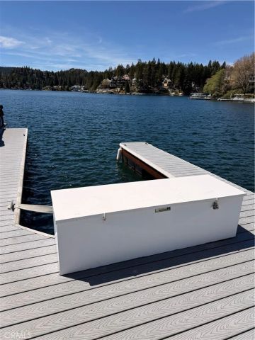 28065 Peninsula North, Lake Arrowhead, CA 92352