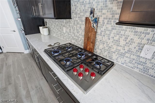 8876 Spotted Towhee DR, Naples, FL 34120