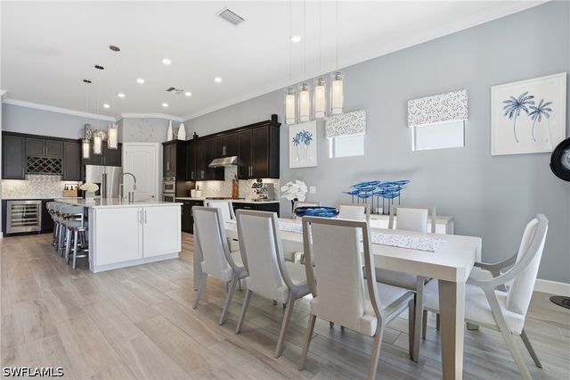 8876 Spotted Towhee DR, Naples, FL 34120