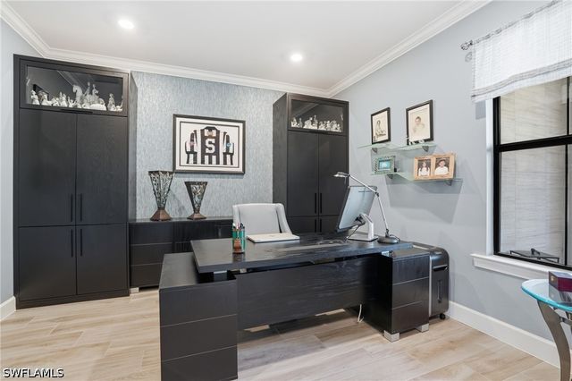 8876 Spotted Towhee DR, Naples, FL 34120