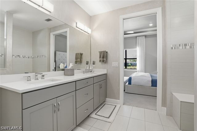 8876 Spotted Towhee DR, Naples, FL 34120