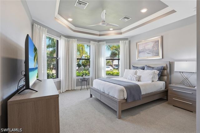 8876 Spotted Towhee DR, Naples, FL 34120