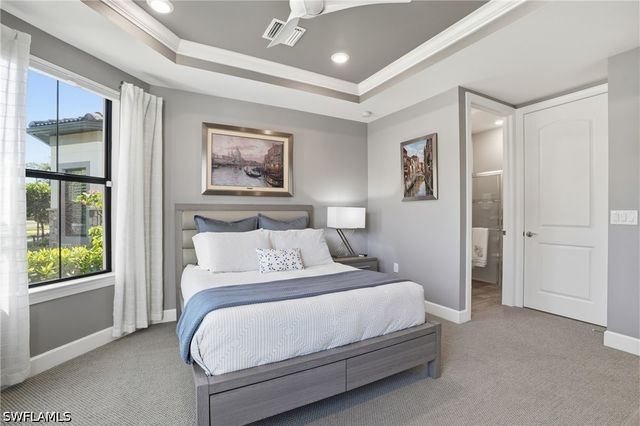 8876 Spotted Towhee DR, Naples, FL 34120