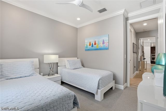 8876 Spotted Towhee DR, Naples, FL 34120