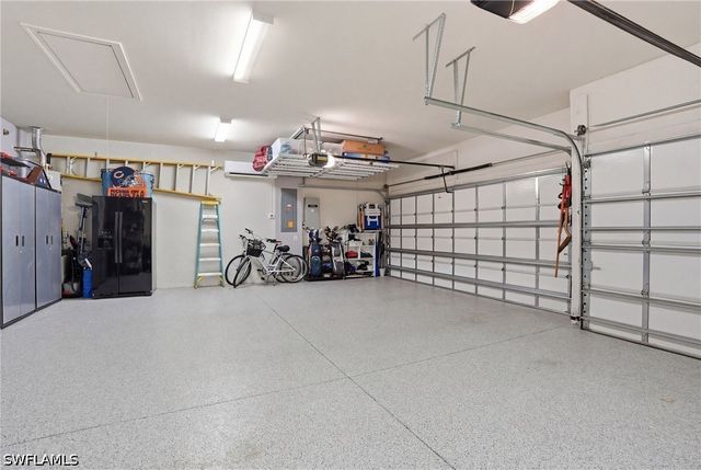 8876 Spotted Towhee DR, Naples, FL 34120