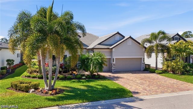 8876 Spotted Towhee DR, Naples, FL 34120