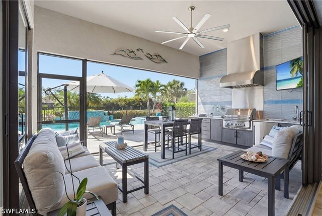 8876 Spotted Towhee DR, Naples, FL 34120