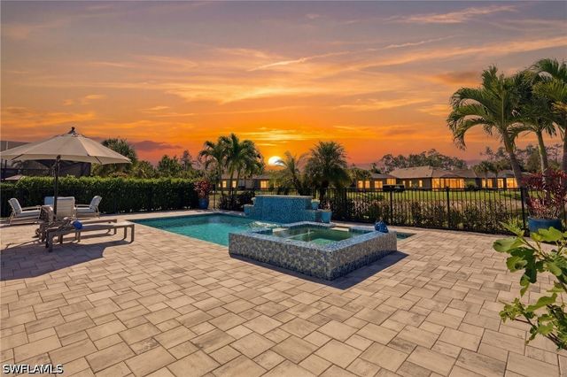 8876 Spotted Towhee DR, Naples, FL 34120