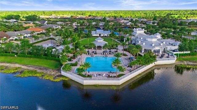 8876 Spotted Towhee DR, Naples, FL 34120