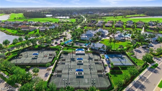 8876 Spotted Towhee DR, Naples, FL 34120