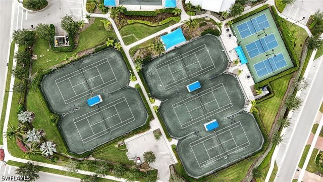 8876 Spotted Towhee DR, Naples, FL 34120