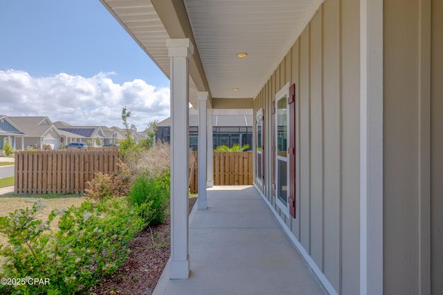 468 Eagle Lake Way, Panama City, FL 32404