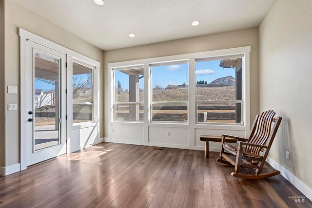 24710 Blessinger, Star, ID 83669