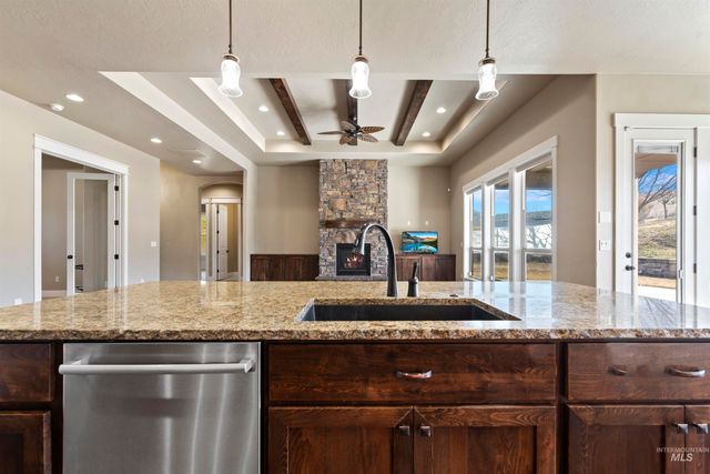 24710 Blessinger, Star, ID 83669