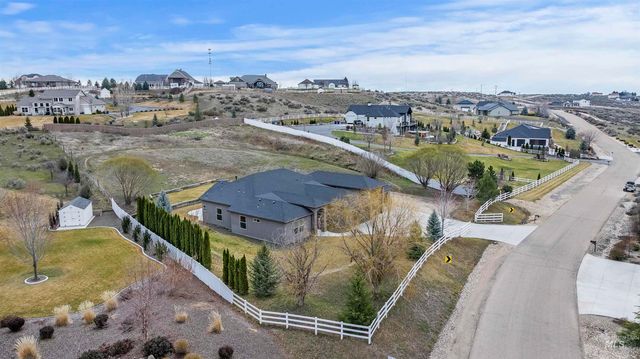 24710 Blessinger, Star, ID 83669