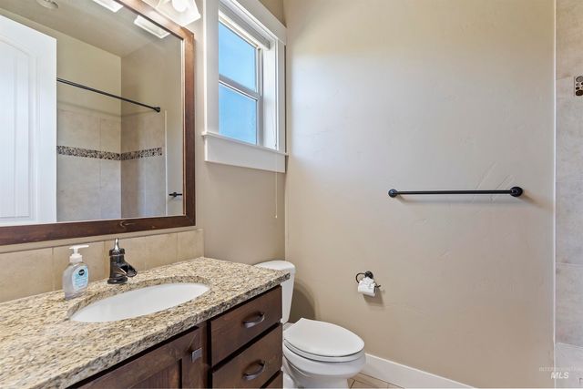 24710 Blessinger, Star, ID 83669