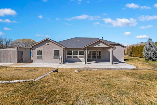 24710 Blessinger, Star, ID 83669