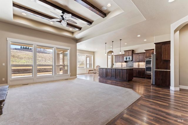 24710 Blessinger, Star, ID 83669