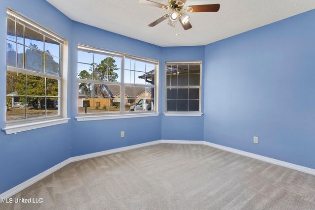 987 Bluff Ridge, Biloxi, MS 39532