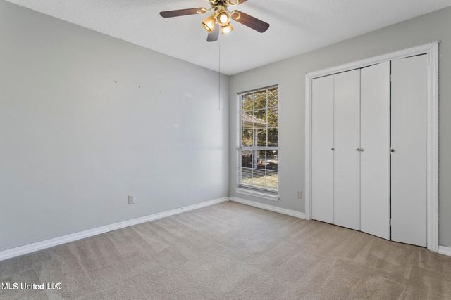 987 Bluff Ridge, Biloxi, MS 39532