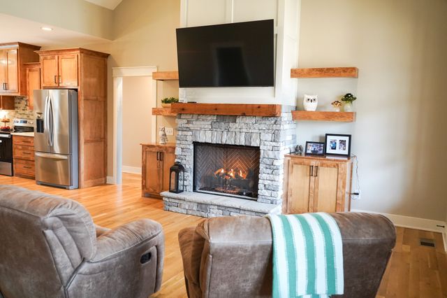 138 Belcher Hollow Rd, Cottontown, TN 37048