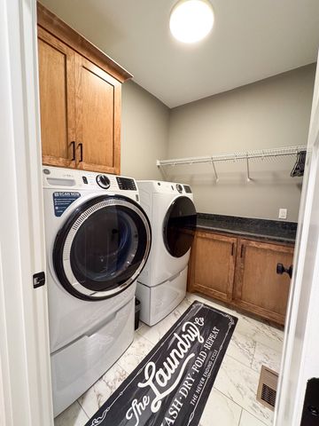 138 Belcher Hollow Rd, Cottontown, TN 37048