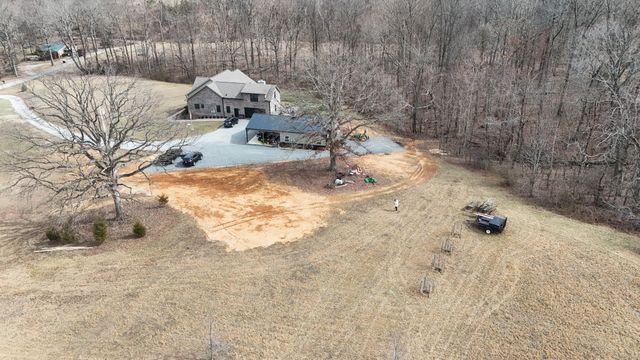 138 Belcher Hollow Rd, Cottontown, TN 37048