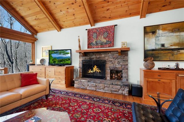 316 Tea Berry Lane, Big Canoe, GA 30143