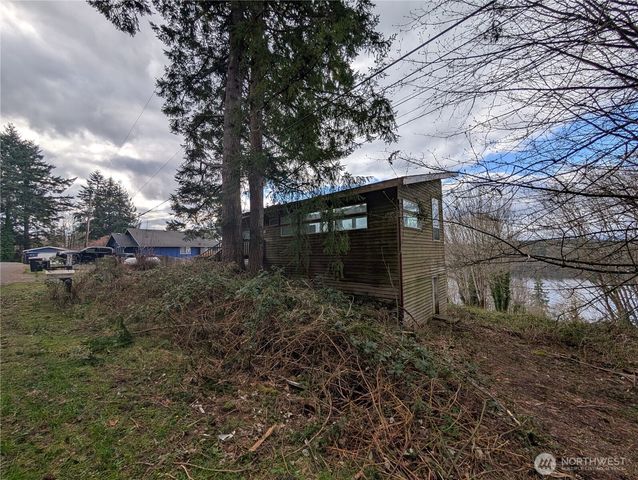 51 E Seamount Way, Shelton, WA 98584