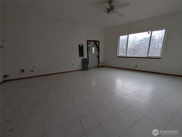 51 E Seamount Way, Shelton, WA 98584